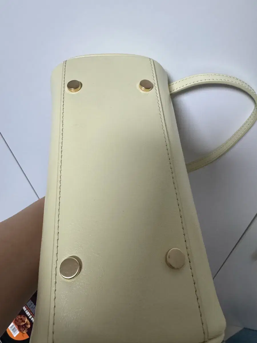 thumbnail-4
